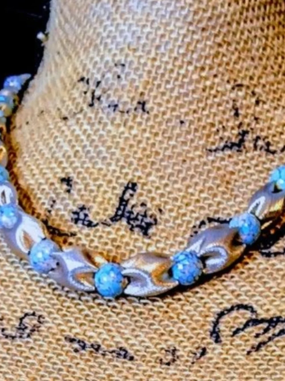 Hobé Very Rare Necklace. Hobe